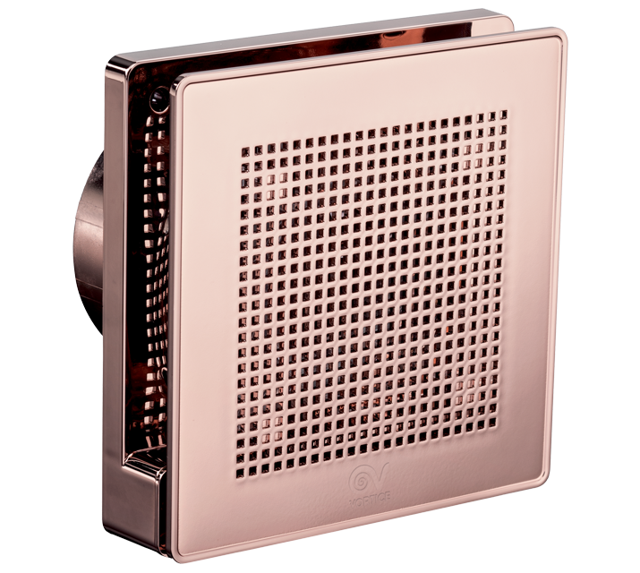 "Vortice Punto EVO GOLD mini aksiyel fan, dekoratif renkli ön kapaklı, duvara monte edilmiş hâliyle önden görünüm."