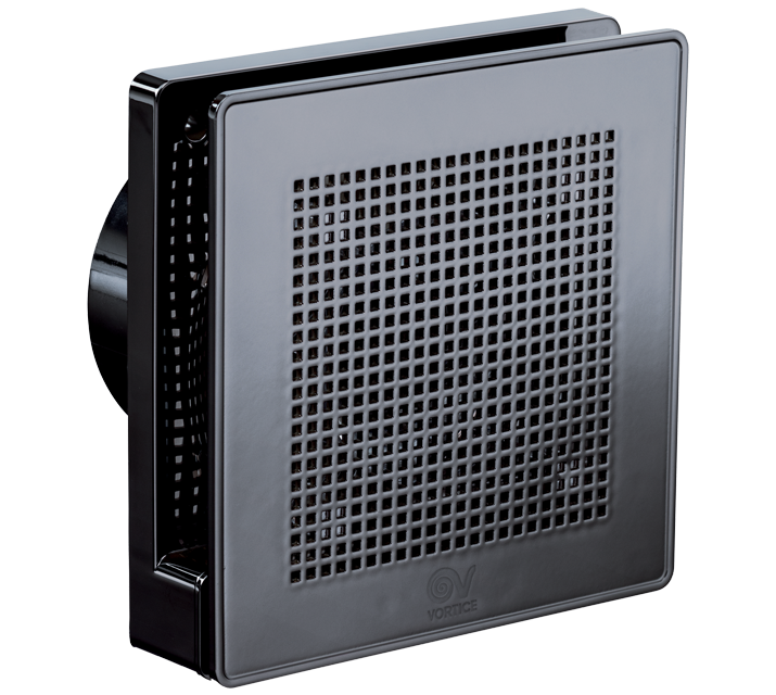 "Vortice Punto EVO GOLD mini aksiyel fan, dekoratif renkli ön kapaklı, duvara monte edilmiş hâliyle önden görünüm."